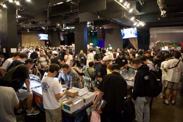 Paradise Card Show March 2026 — show floor packed with collectors and vendors
